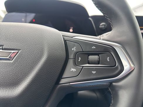 Used 2024 Chevrolet Trax ACTIV w/ Sunroof Package image 14