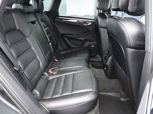 Used 2017 Porsche Macan GTS w/ Premium Package Plus image 37