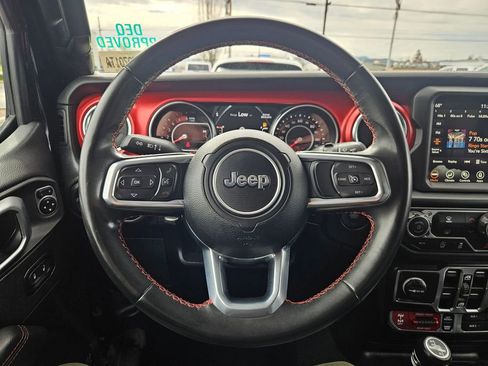 Used 2022 Jeep Wrangler Unlimited Rubicon image 14