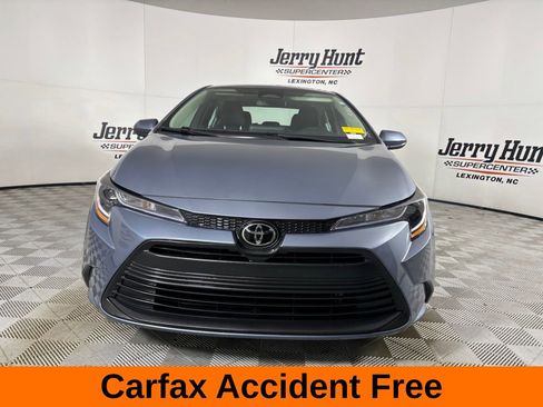 Used 2024 Toyota Corolla LE image 3