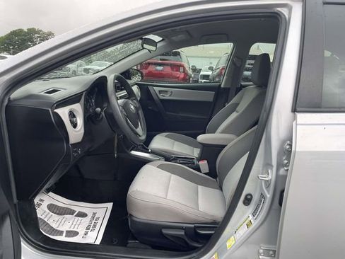 Used 2019 Toyota Corolla LE FWD image 15
