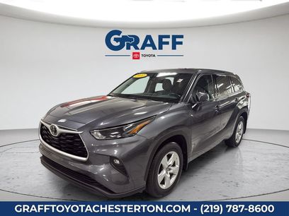 Used 2022 Toyota Highlander LE