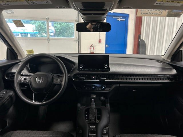Certified 2023 Honda HR-V LX image 17