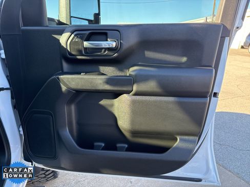 Used 2022 Chevrolet Silverado 2500 Custom w/ Custom Value Package image 24
