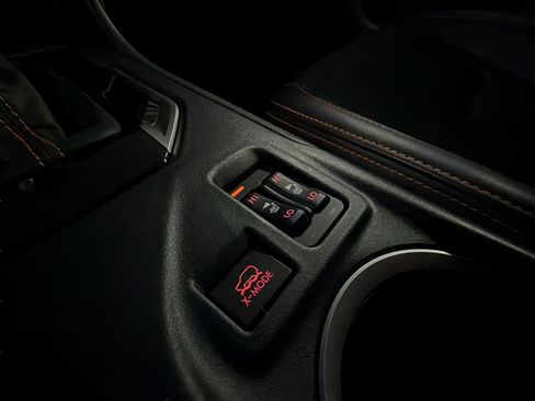 Used 2023 Subaru Crosstrek 2.5i Limited w/ Moonroof Package image 41