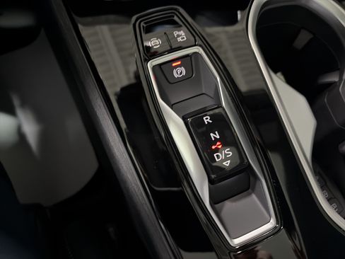 New 2026 Audi A6 Premium Plus AWD/4WD image 23
