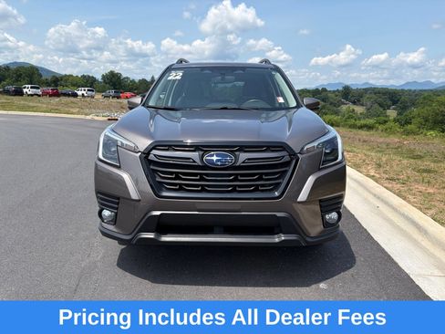 Certified 2022 Subaru Forester Limited w/ Popular Package #2 AWD/4WD image 2