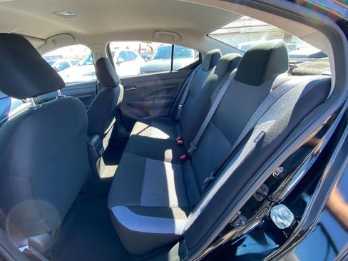 Used 2025 Nissan Versa SV image 35