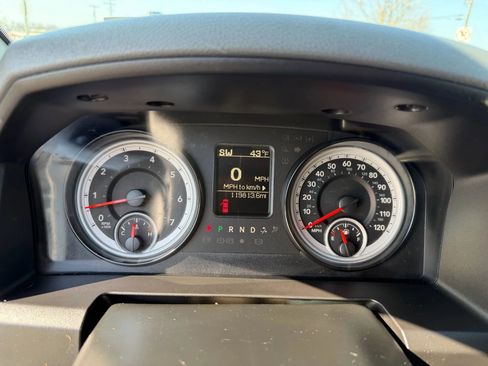 Used 2017 RAM 1500 Classic SLT image 21