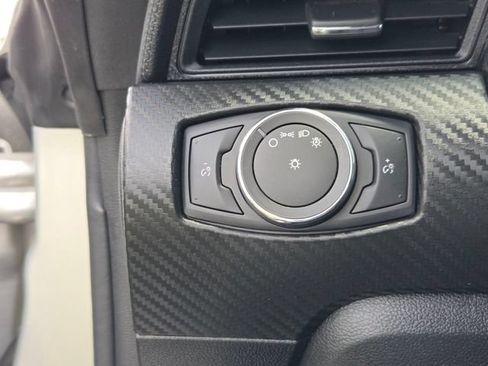 Used 2017 Ford Mustang Coupe RWD image 29