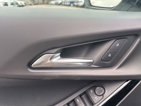 New 2026 Chevrolet Equinox LT w/ Safety and Technology Package FWD image 13