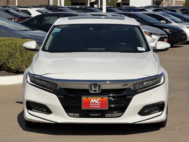 Used 2020 Honda Accord Touring image 2