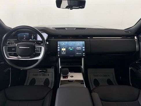 New 2025 Land Rover Range Rover SE image 24