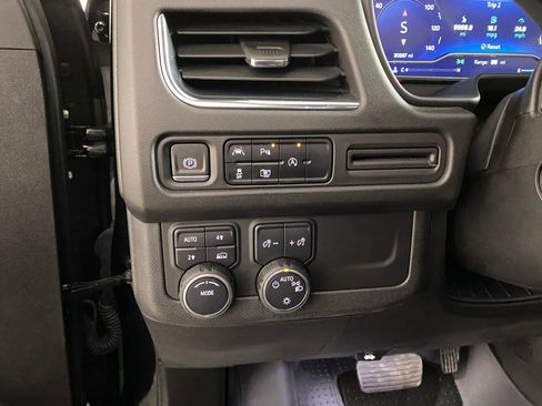 Used 2023 Chevrolet Tahoe RST w/ Luxury Package image 24