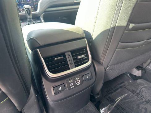 Used 2025 Subaru Outback Onyx Edition XT AWD/4WD image 26