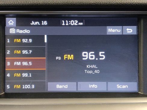 Used 2019 Kia Optima LX FWD image 25