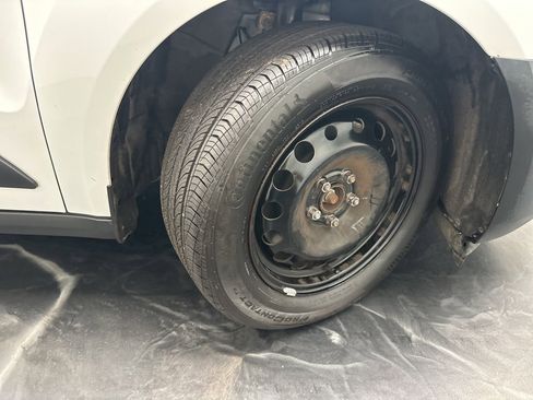 Used 2019 Ford Transit Connect XL image 27