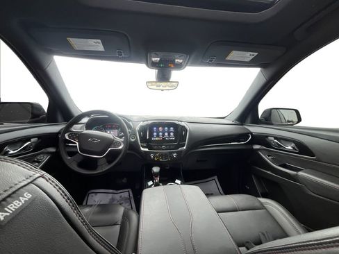 Certified 2023 Chevrolet Traverse RS image 12