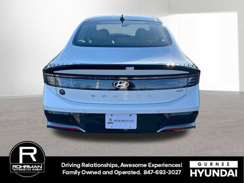 Used 2026 Hyundai Sonata Limited FWD image 8