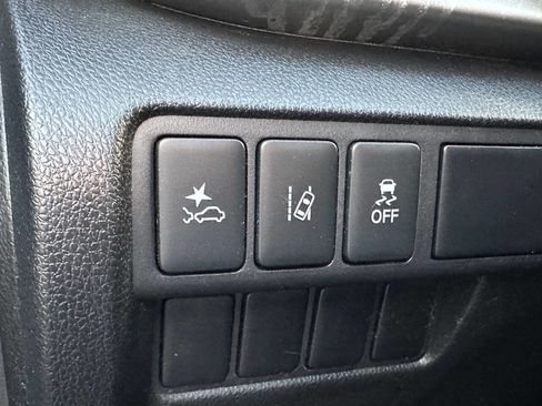 Used 2023 Mitsubishi Eclipse Cross SE image 25