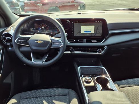 New 2026 Chevrolet Equinox LT image 15