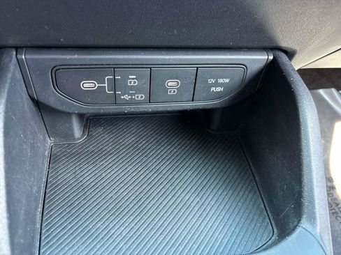 Used 2025 Kia K4 FWD image 21