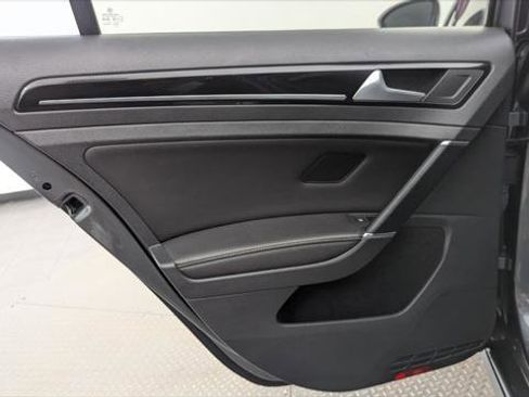 Used 2017 Volkswagen Golf SEL image 14