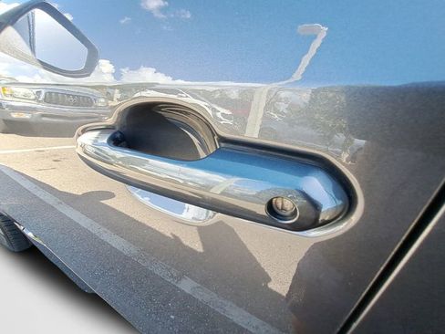 Used 2022 Toyota RAV4 SE w/ SE Grade Weather Package image 10