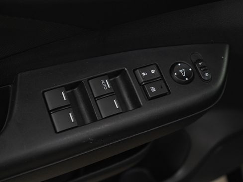 Used 2016 Honda CR-V SE image 19