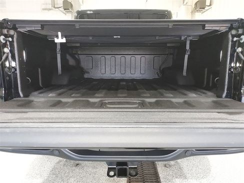 Used 2025 Jeep Gladiator Mojave image 29