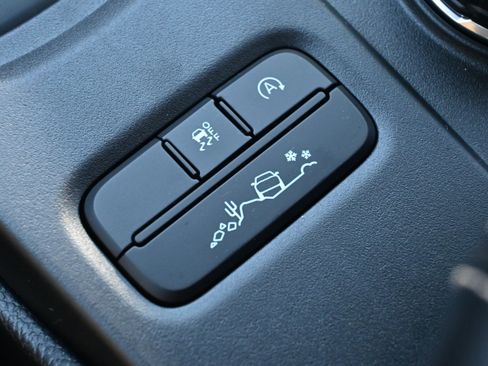 New 2025 Ford Ranger XLT w/ Equipment Group 301A High image 28