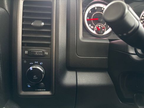 Used 2023 RAM 1500 Express w/ Wheel & Sound Group image 17