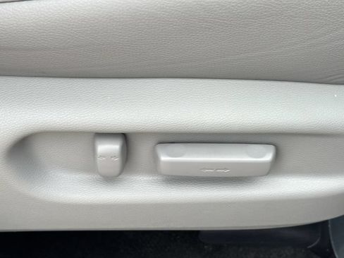 Certified 2022 Honda Pilot Touring image 19