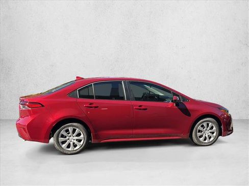 Used 2026 Toyota Corolla LE FWD image 4
