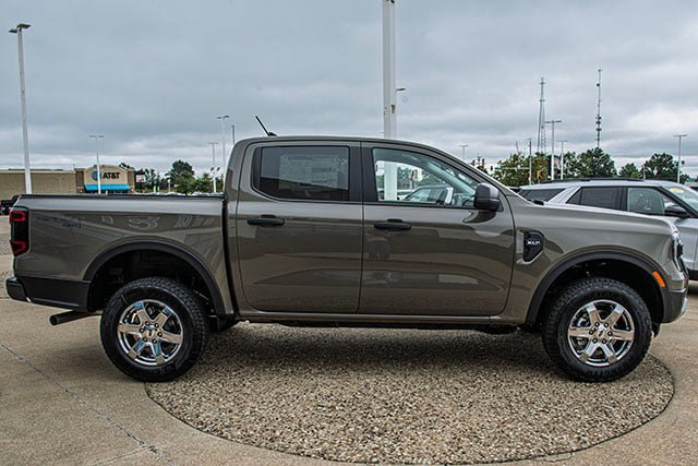 New 2026 Ford Ranger XLT w/ Trailer Tow Package AWD/4WD image 6