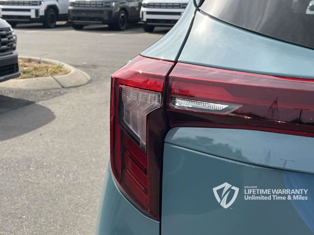 Used 2025 Kia Seltos S FWD image 11