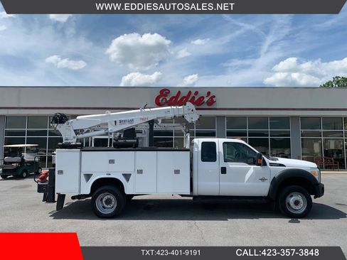 Used 2015 Ford F550 2WD SuperCab Super Duty image 1