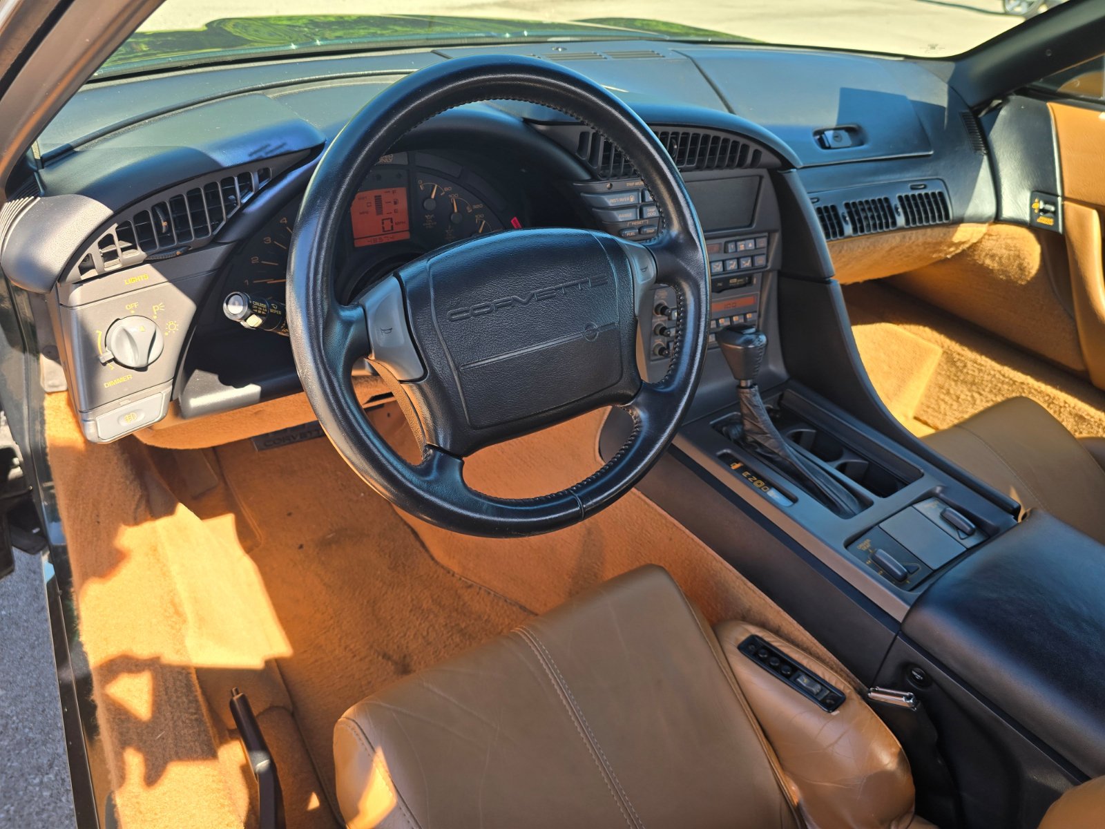 Used 1991 Chevrolet Corvette Convertible RWD image 15