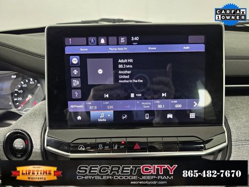 Used 2023 Jeep Compass Sport image 19