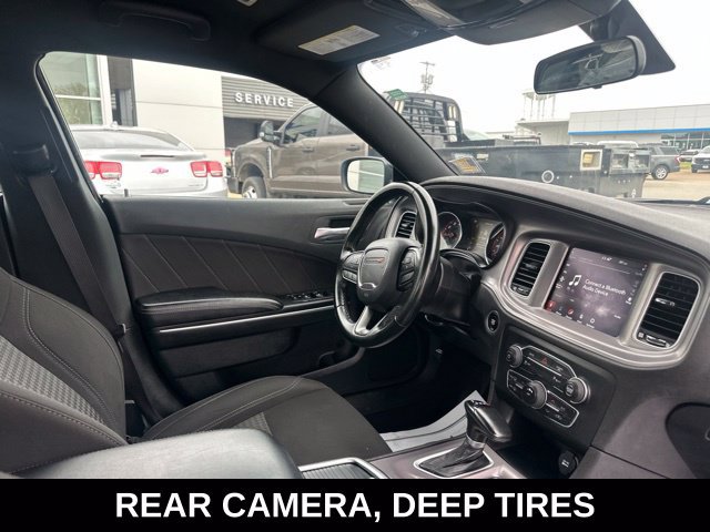 Used 2023 Dodge Charger SXT RWD image 2