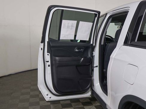 Used 2023 Honda Ridgeline Sport image 18