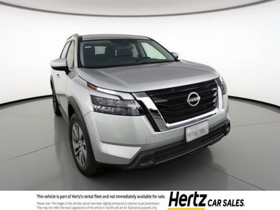 Used 2025 Nissan Pathfinder SV