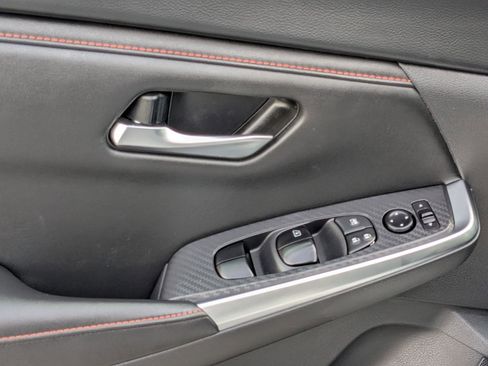 Used 2024 Nissan Sentra SR image 15