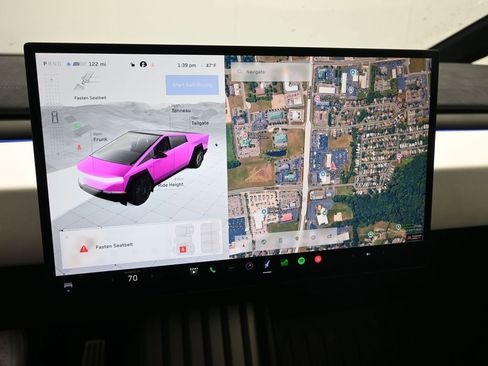 Used 2024 Tesla Cybertruck Cyberbeast AWD/4WD image 15