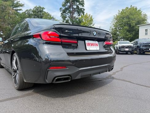 Used 2021 BMW M550i xDrive w/ Dynamic Handling Package AWD/4WD image 17