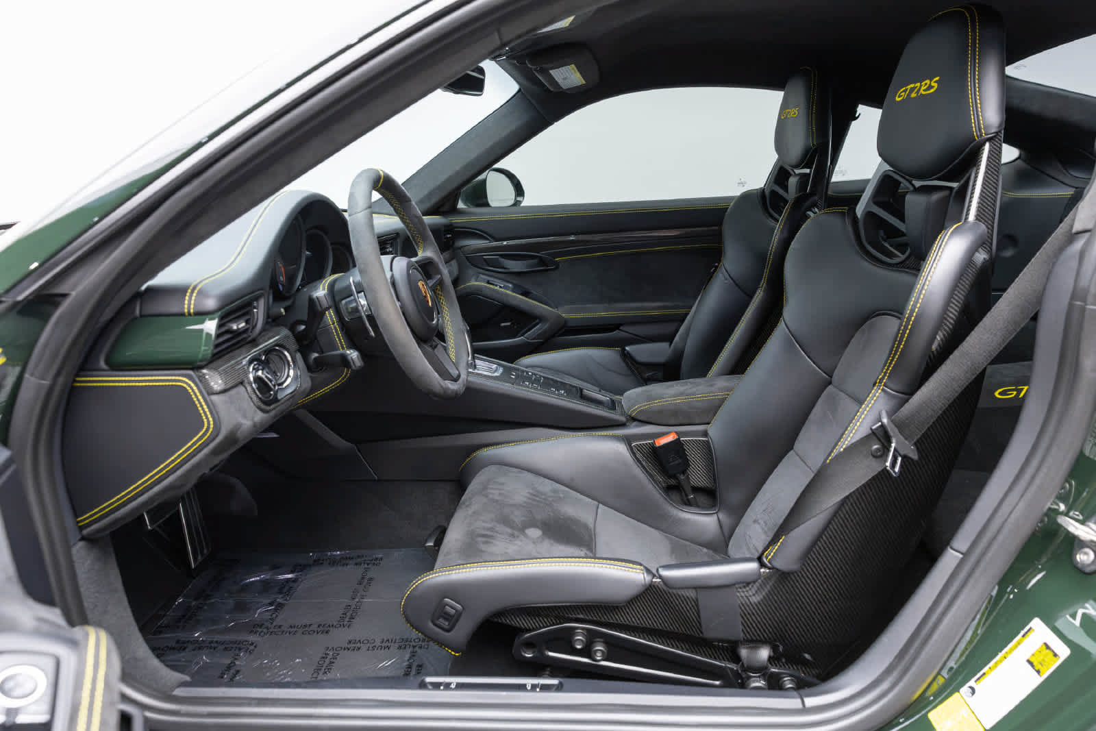 Used 2018 Porsche 911 GT2 RS RWD image 8