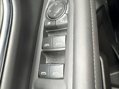 Used 2023 Chevrolet Tahoe Premier w/ Premium Package AWD/4WD image 30