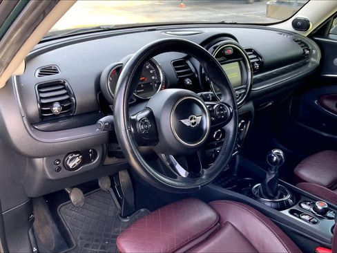 Used 2017 MINI Cooper Clubman S image 16