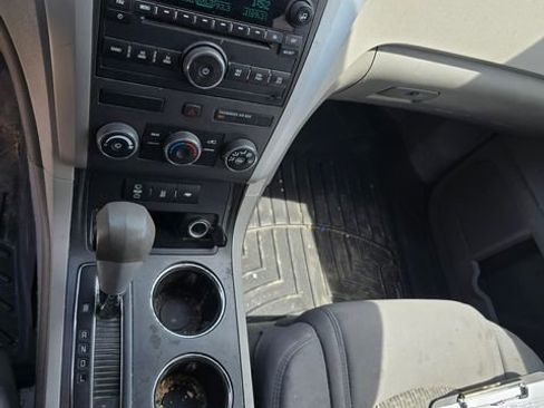 Used 2012 Chevrolet Traverse LS FWD image 19