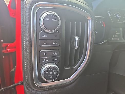 Used 2020 GMC Sierra 1500 SLT AWD/4WD image 11